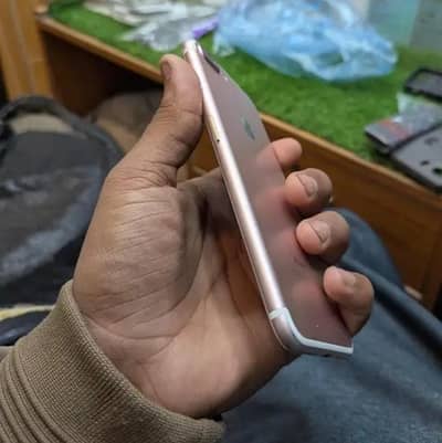 iphone 7 plus 128 GB my WhatsApp number 0320-24-100-47