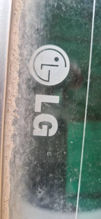 LG --- 8KG washing machine + Dryer  * best for Families *