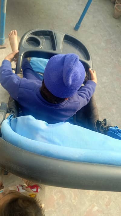 bebi pram v good condition