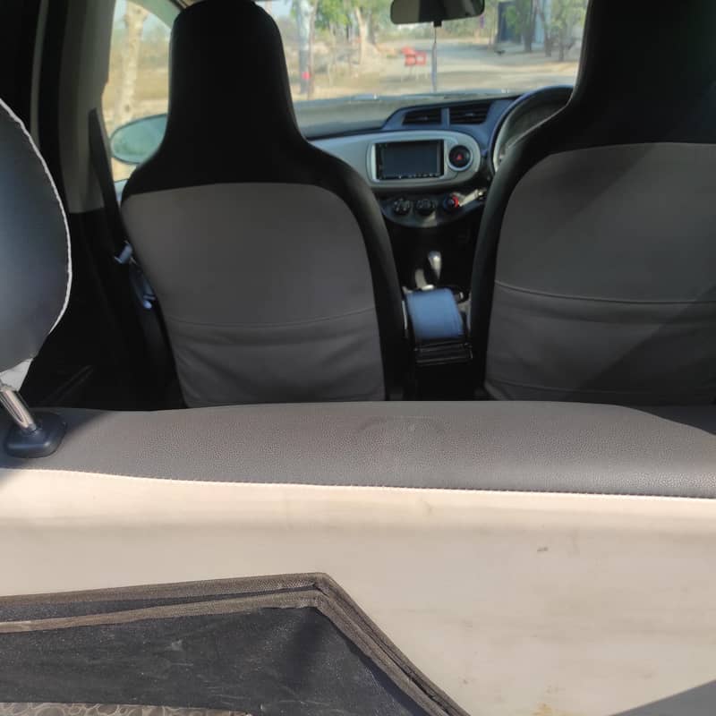 Vitz 2015 model 4