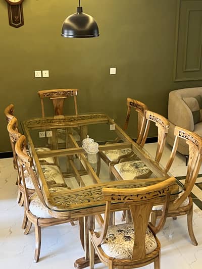 Brand new dinning table