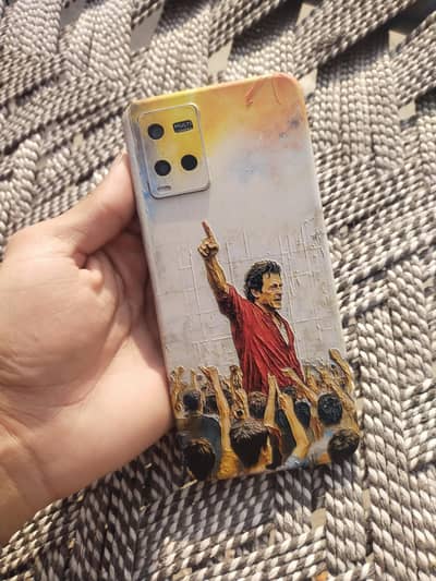 Vivo y21. used Mobile 10/7 condition only panel change box available