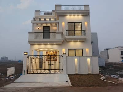 5 Marla Beautiful Brand New House For Sale In DHA Grw