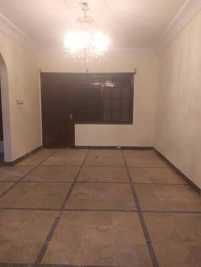 3 bed drawing lounge newly renovated ground floor portion for rent with car parking