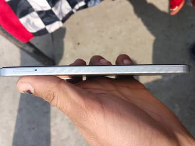 Infinix Hot 60 pro /8/128gb Within 8 months warranty