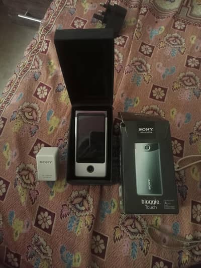 sony mhs ts20  it is new