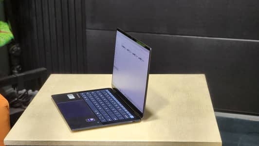 HP OmniBook Ultra Flip 14 | Core Ultra 7 (15th Gen) | 32GB | 1TB SSD
