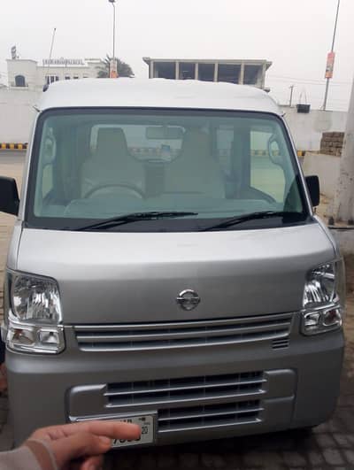 Suzuki every 2020 Nissan clipper better than  Mitsubishi mazada hijact