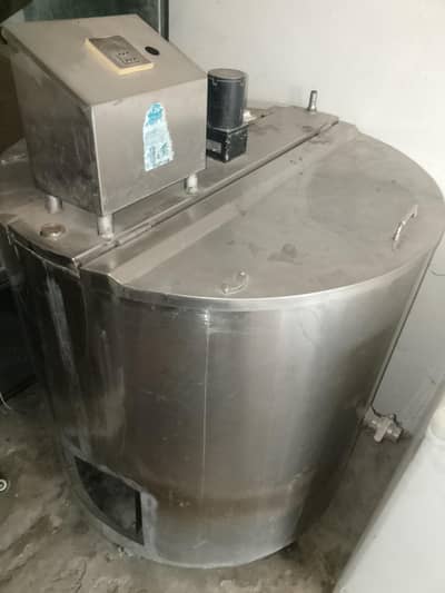 Milk boiler
