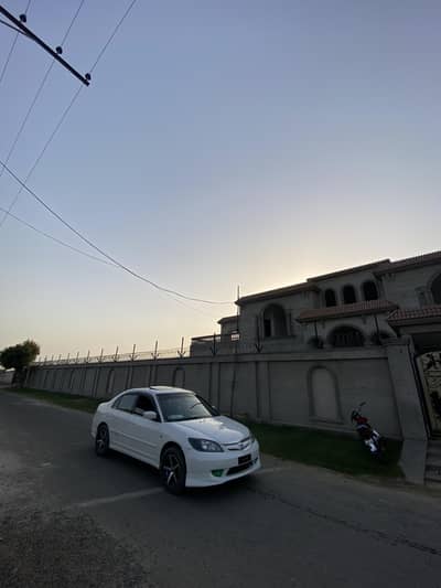 2005 modal honda civic watsapp number 03437654070