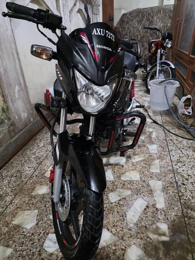 HONDA CB 150F