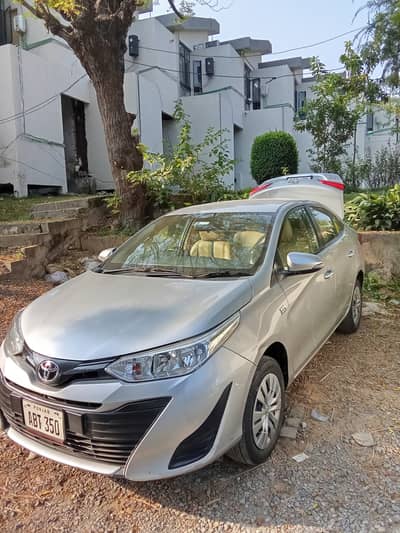 Toyota Yaris Gli 2021