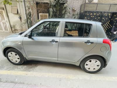 Suzuki Swift DX 2012