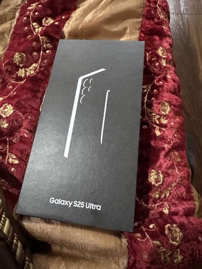 Samsung S25 Ultra 256 gb Uk model