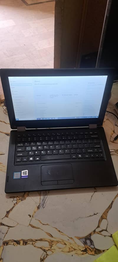 Core m3 7th gen, 8 Gb Ram , 1 TB Storage