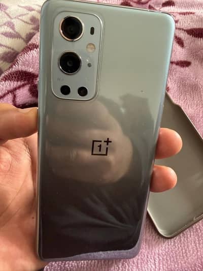 One Plus 9 Pro    10/10