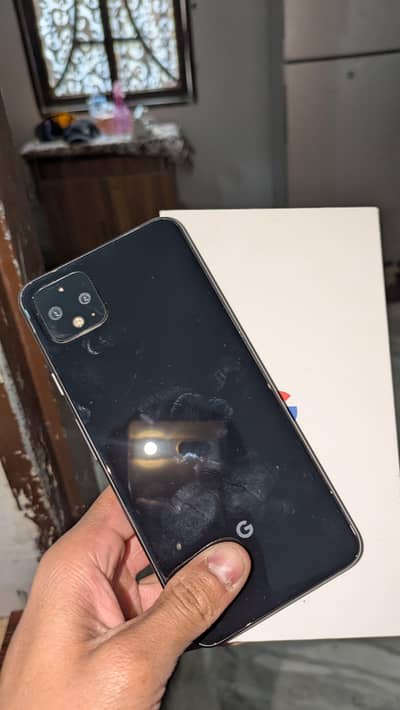 pixel 4xl read description