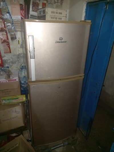 Dawlance Medium Refrigerator