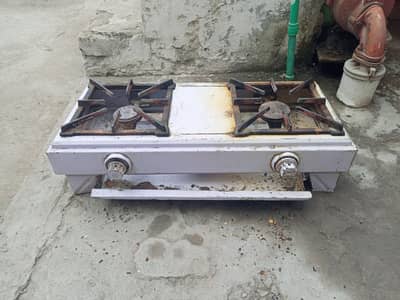 Gas Stove 2 burner heavy iron material good condition