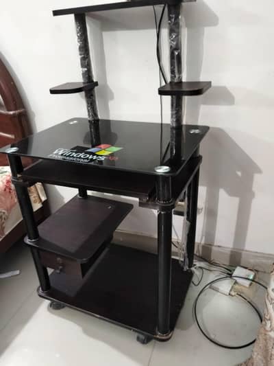 Computer table for sale