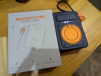 Magsafe powerbank 3 in 1 wireless charger adapter 25w for iphone pixel