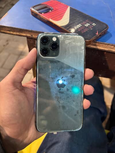 IPhone 11 Pro (factory unlock sealed)