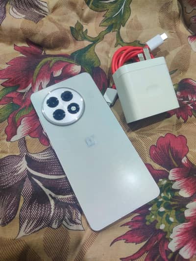 Urgent Sale – OnePlus 13R _ Ace 5 (Brand New Condition) With Charger