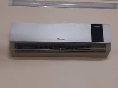 Dawlance 1.5 ton split AC
