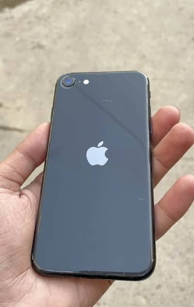 I phone SE 2 ,64Gb, 77 battey health