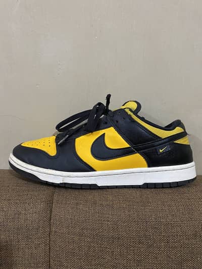 Pre loved sneakers and joggers