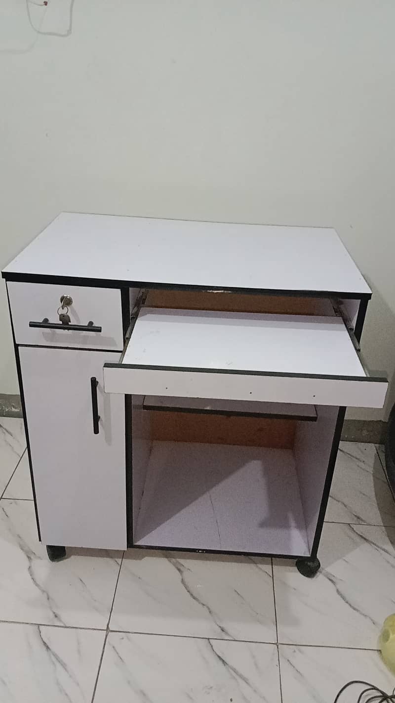 Computer Table or Office Table 1