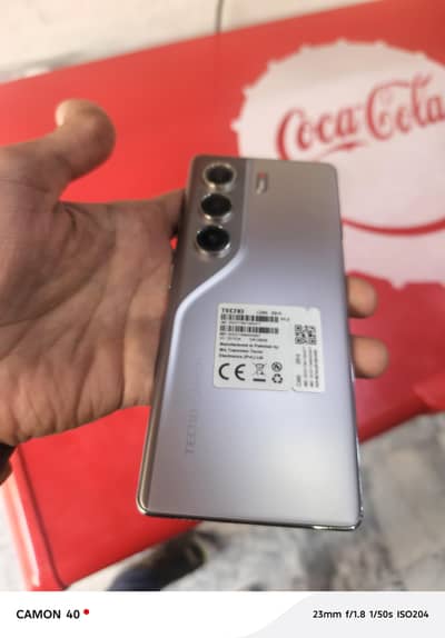 Tecno camon 40 pro