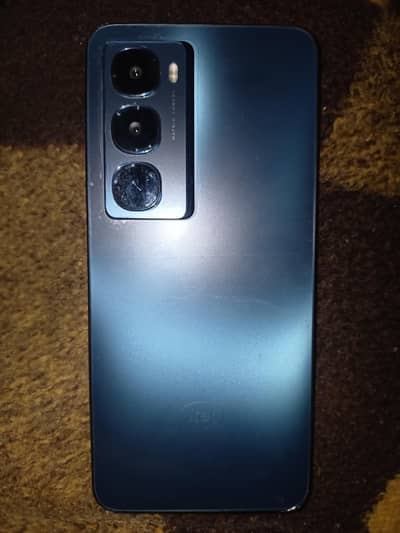 “Budget Smartphone – Good Condition – Best for Daily Use”