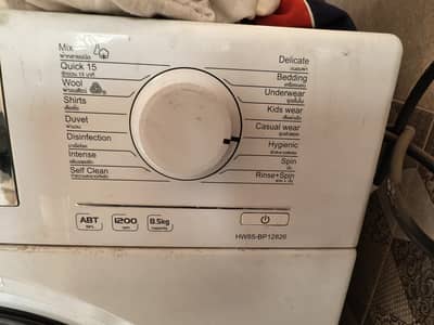 HAIER HW85-BP-12826 FRONT LOADING WASHING MACHINE