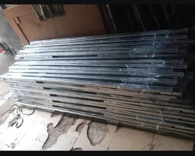 4 Solar Stands for Same