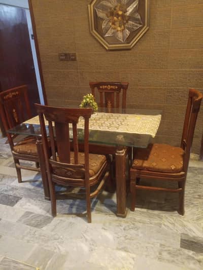 dining table with 4 chairs