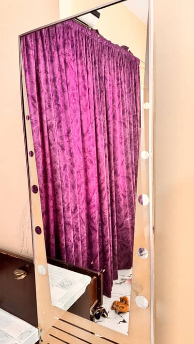 Dressing table good quality