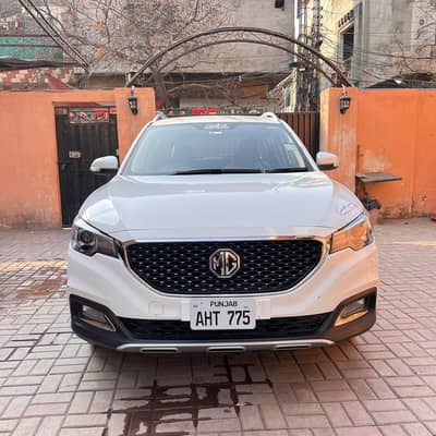 MG zs 2022 B2B jeniun