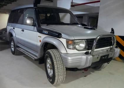 Mitsubishi Pajero 4x4 Model 1994 registered 2008 V46
