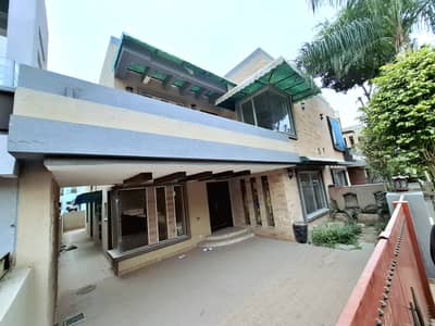 10 Marla 4 bedrooms house very solid construction is available for sale at a very hot location of Shaheen Block, Bahria Town Lahore