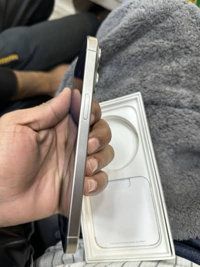 I phone 15 pro max 256GB Factory unlock Hk model duel physical