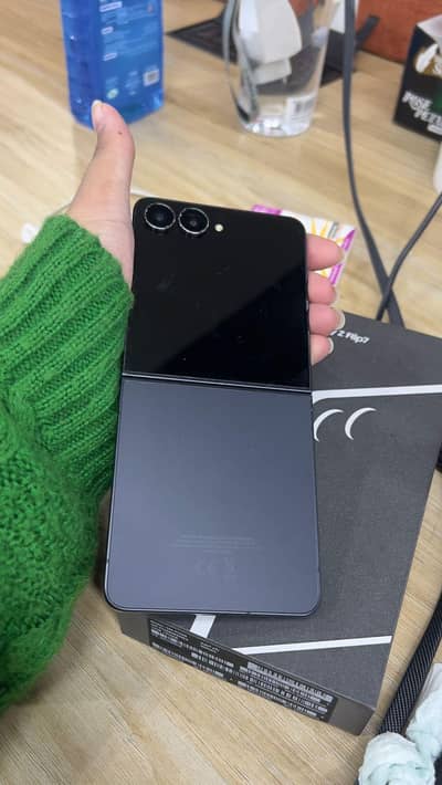 GALAXY Z FLIP 7, Samsung , 12 GB  / 512 Gb