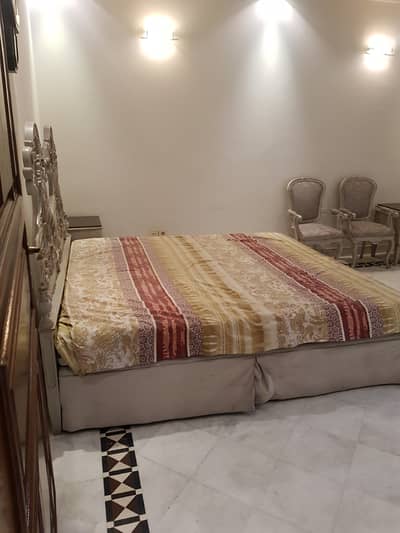 1 Kanal Upper Portion Available For Small Family & Total Tile Flooring