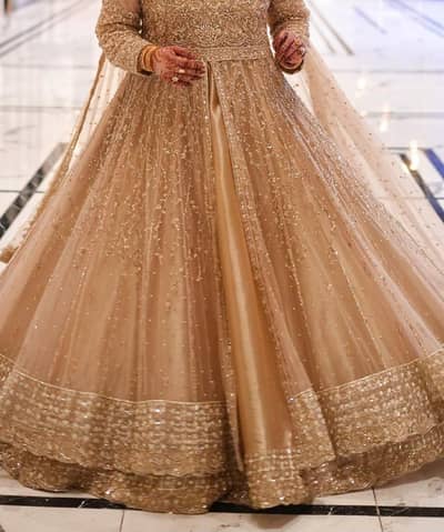 faiza saqlain inspired bridal dress