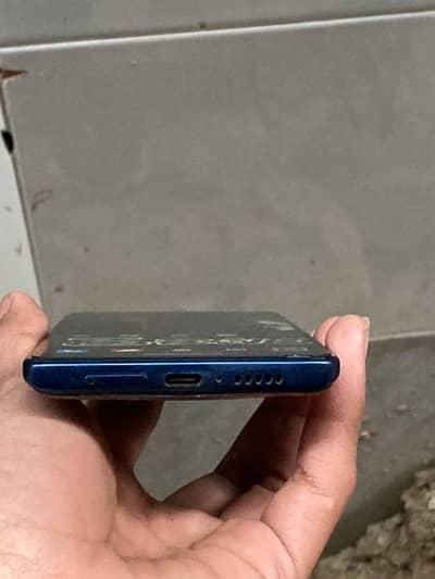 Motorola Edge 2021 6/256 gb Two months sim time