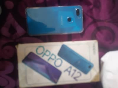 Oppo A12. with daba