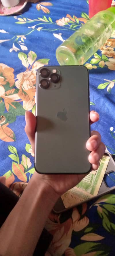 iphone 11 pro 64 GB factory unlocked sim work kr sakte ha