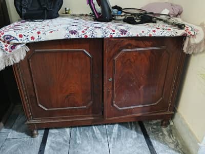 Used iron stand for sale