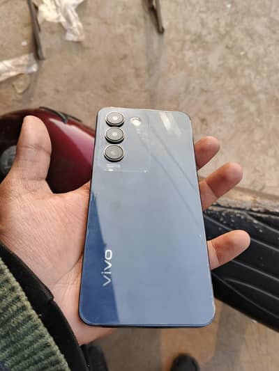 vivo y100 8/256