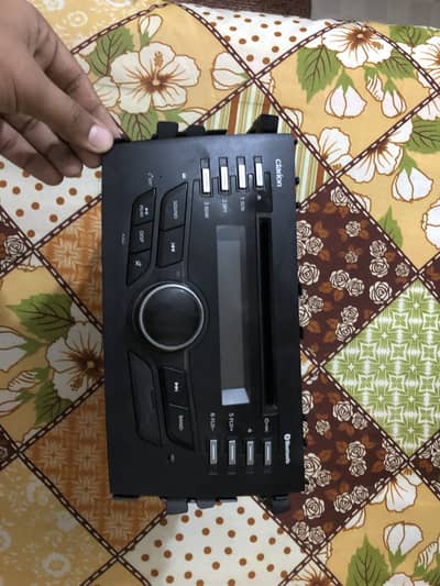 Suzuki Cultus VXL 2019 music system in new condition